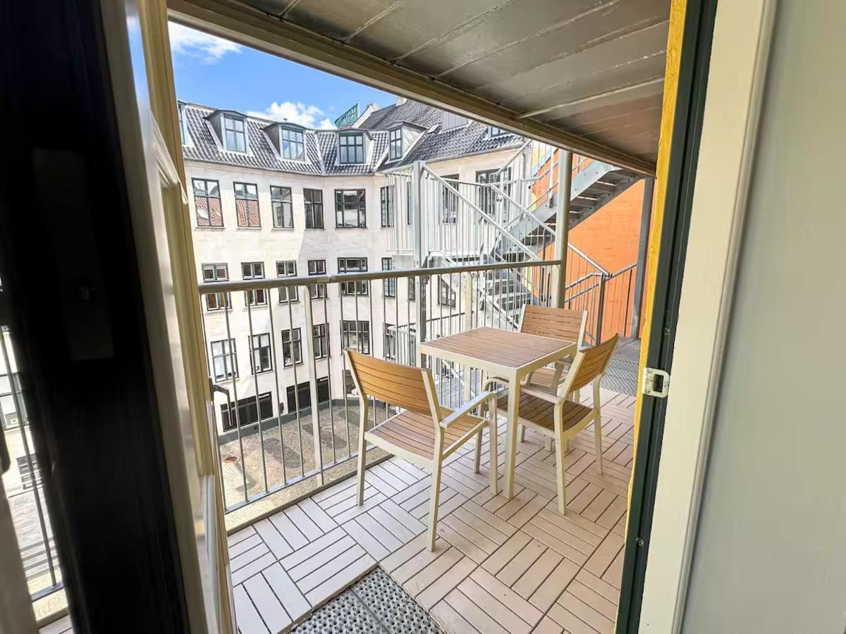 Perfect Apartment For Friends & Families In Central København Eksteriør bilde